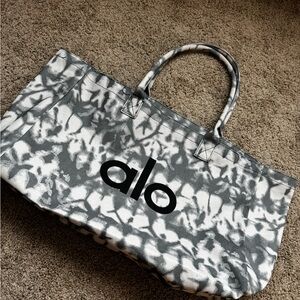 ALO Yoga Bag